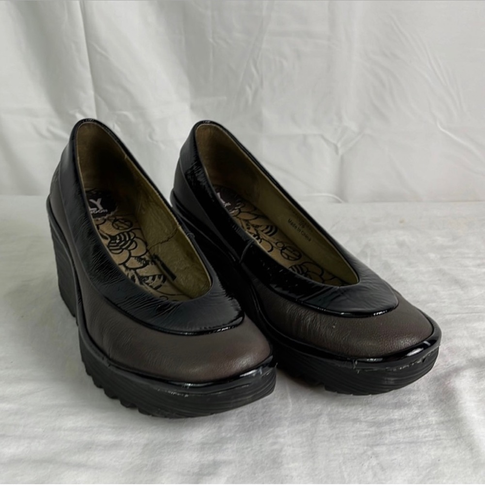 Fly London Black Yoko Black Leather Patent Trim Platform Wedges Size 39 (US 8.5)